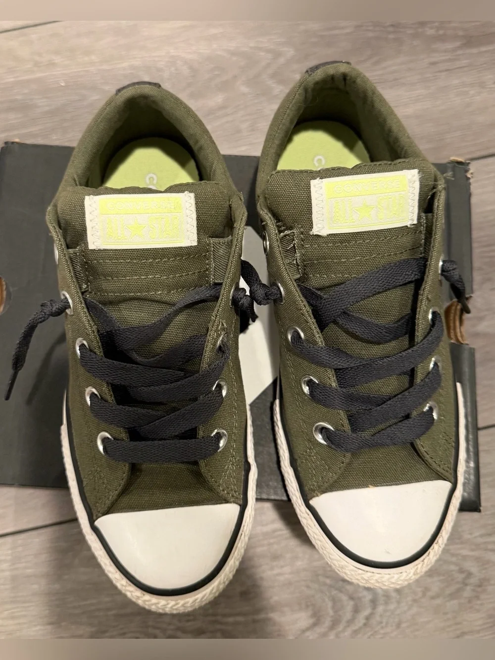 Converse Low Top Canvas Sneakers - Olive